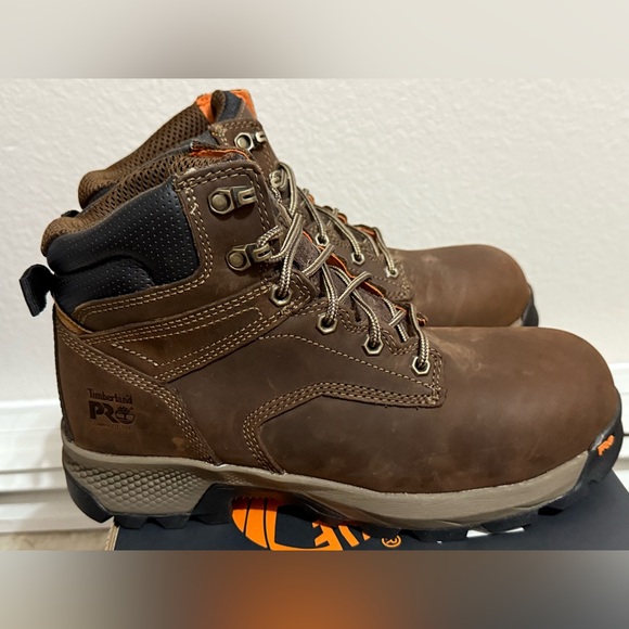 Timberland Men\'s TiTAN EV 6\